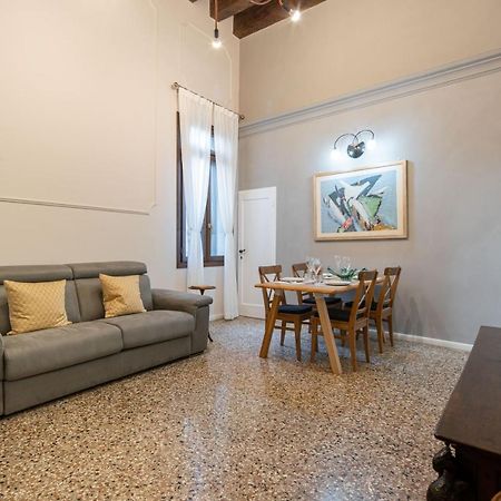 Apartment Sisila เวนิส ภายนอก รูปภาพ